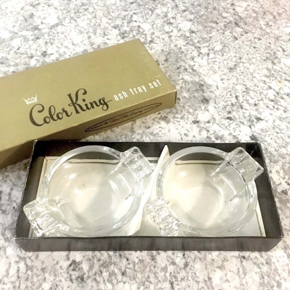 Mid Century ash tray set